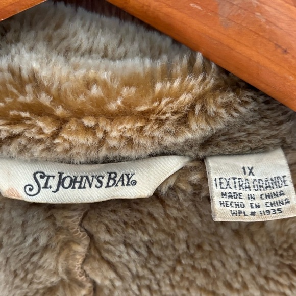 St John's Bay Tan Faux Suede & Shearling Coat Size 1X Ladies Faux Fur Lined Coat - Picture 3 of 8
